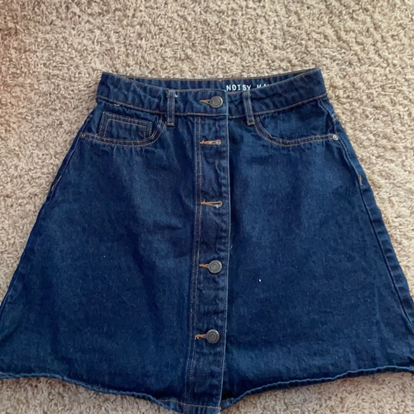 Gently worn denim skater skirt - Picture 2 of 2